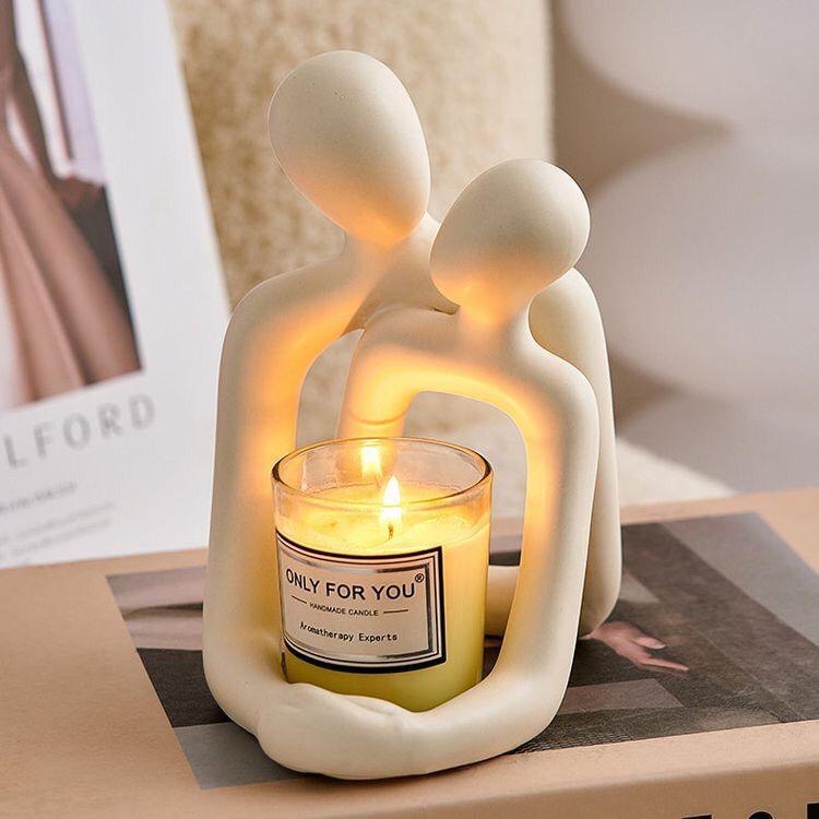 Heartwarming Loving Couple Resin Statue A Timeless Modern Home Decor Accent For Bookshelves, Office Desks, And Nightstands